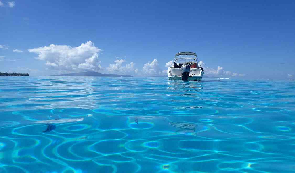 bateau pour tour du lagon à Bora bora durant votre séjour à Tahiti