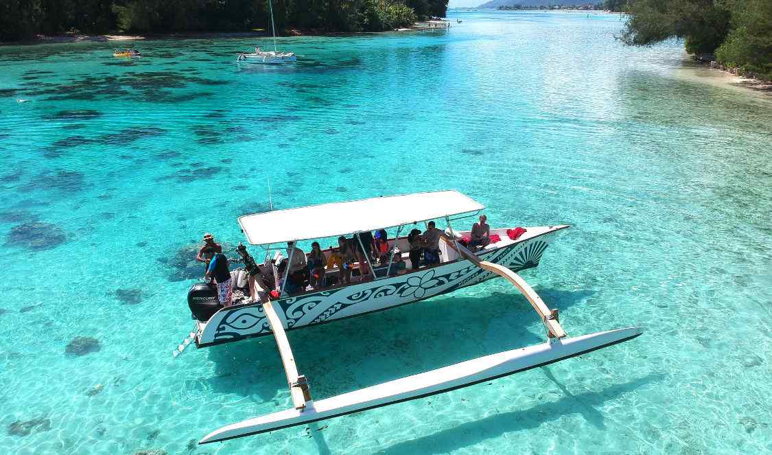 tour en bateau découverte du lagon de Moorea durant votre voyage en Polynésie