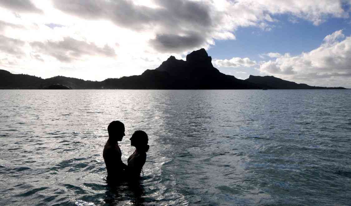 sceance photographie au coucher du soleil à Bora Bora durant votre voyage en polynésie