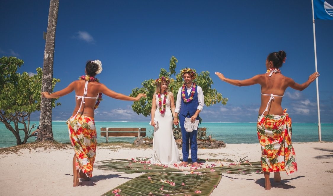 dansuers et mariage polynésien à Bora Bora en Polynésie