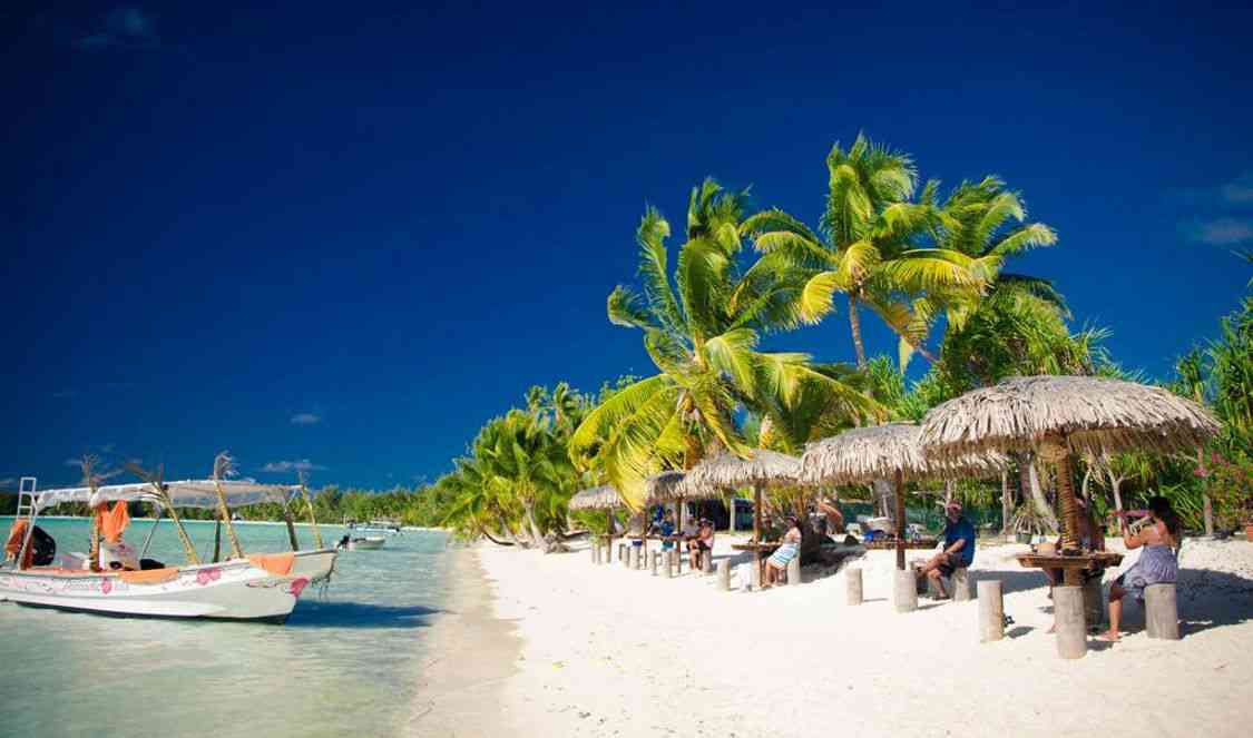 venez déjeuner sur la plage à Bora Bora pendant votre séjour en Polynésie