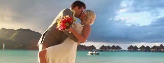 tahitian wedding ceremony at le Méridien Bora Bora package on bora bora island